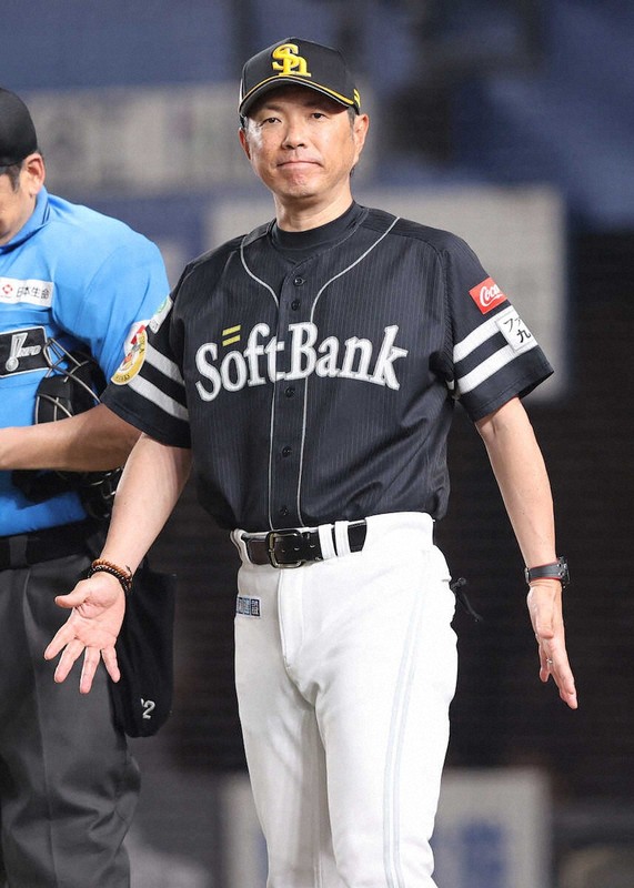 ソフトバンク・小久保裕紀監督「運にも見放されてしまう」 ミス