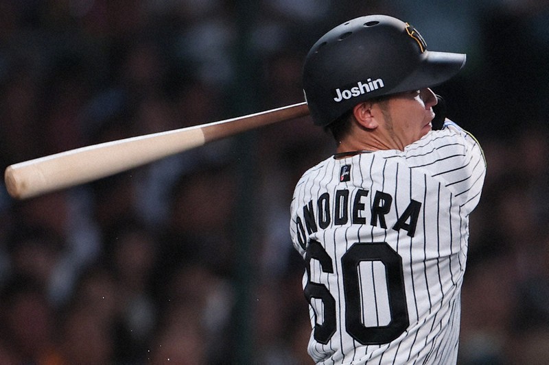 プロ野球:プロ野球 阪神5-4巨人 猛攻で逆転、トラM7 小野寺 プロ野球:プロ野球 阪神5-4巨人 猛攻で逆転、トラM7 小野寺