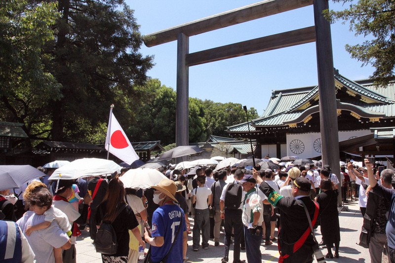 24色のペン：靖国神社の戦後80年＝野口武則 | 毎日新聞