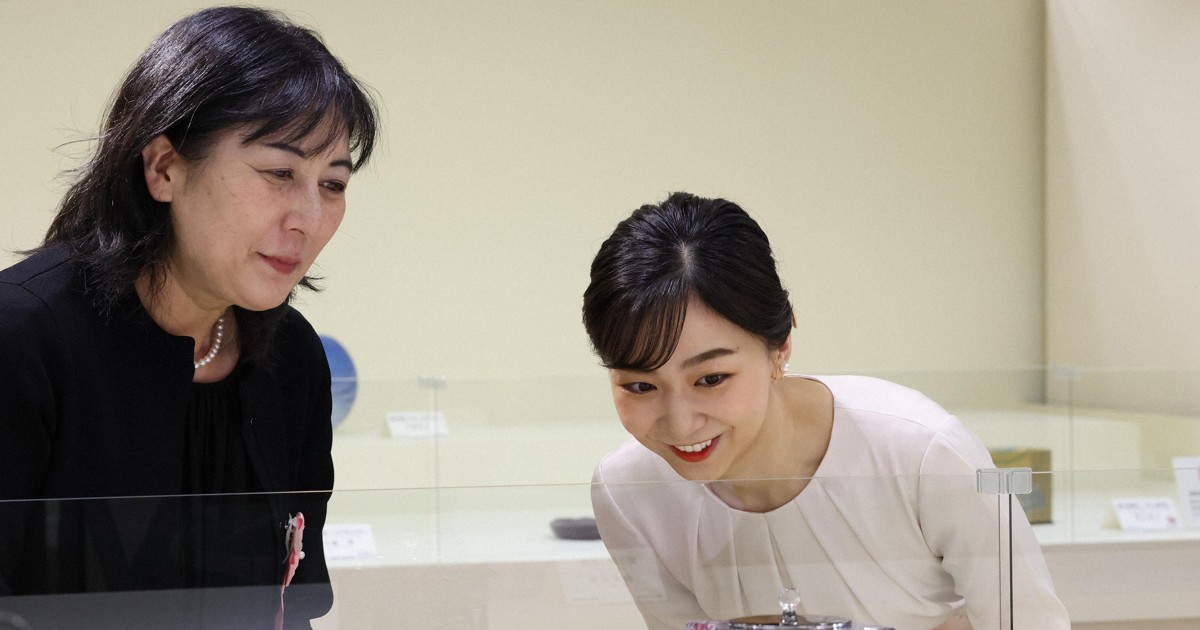 佳子さまが日本伝統工芸展を鑑賞　総裁賞作品に「とても魅力的」