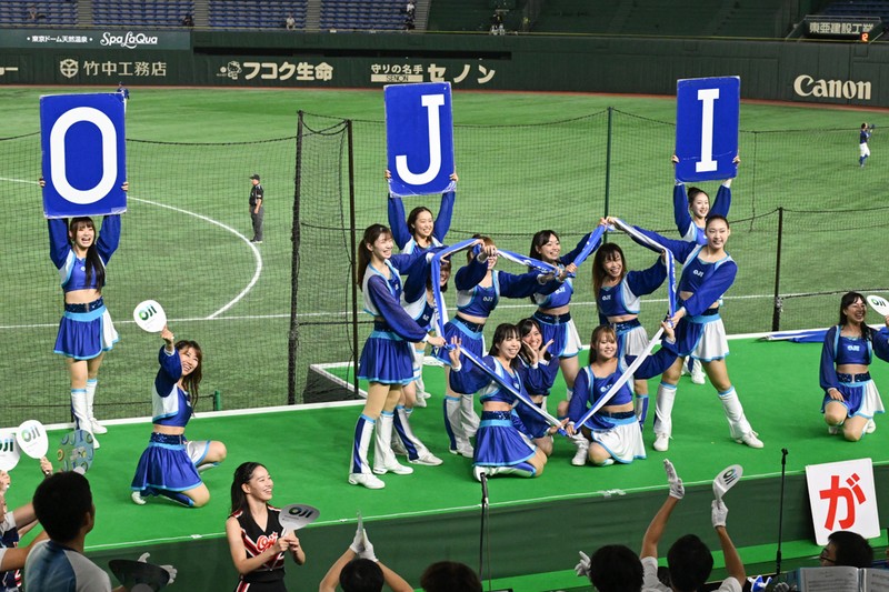 王子の応援団（2回戦）都市対抗野球2025 [写真特集1/35] | 毎日新聞