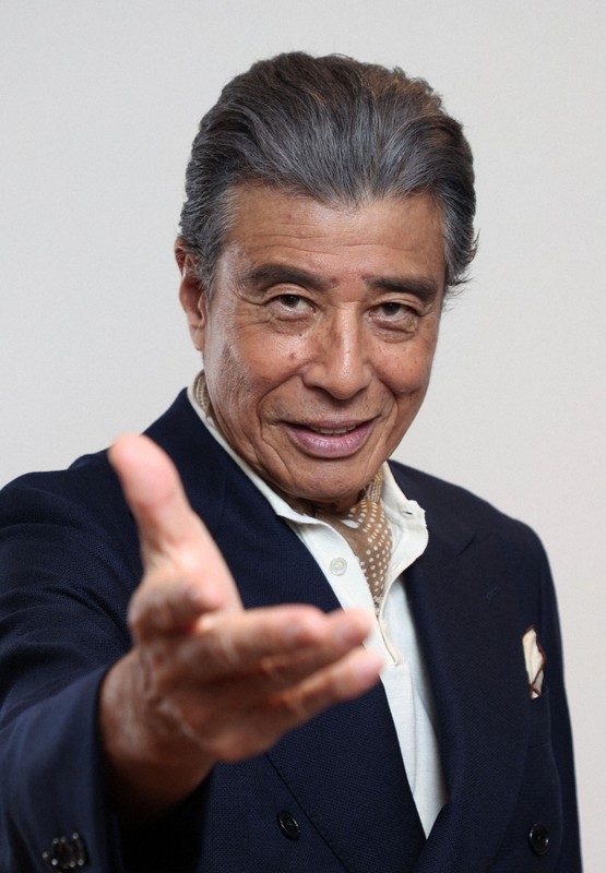 渡哲也さんは難病の子に希望を見た 共に歌った舘ひろしさんの30年