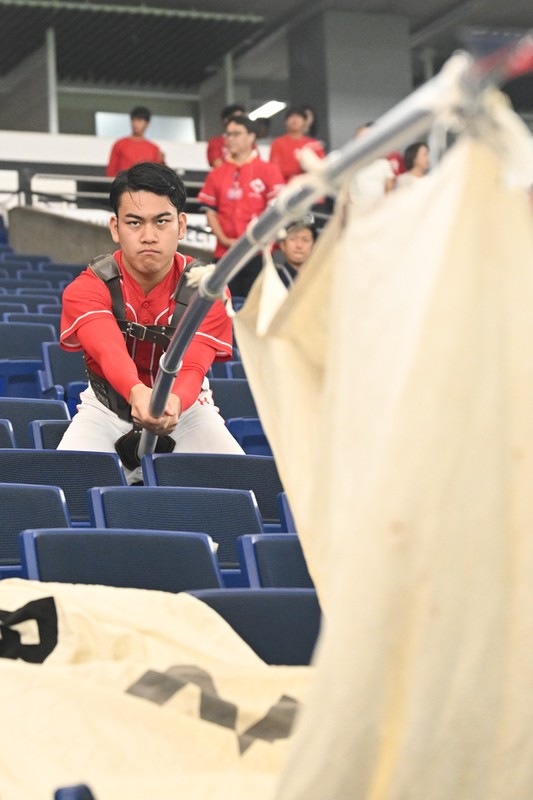 日本生命の応援団（準々決勝）都市対抗野球2025 [写真特集1/34] | 毎日新聞