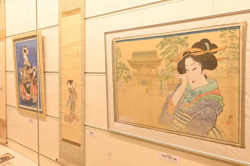 鳥の視点で日本描く 没後70年 吉田初三郎展 玖珠 こだわりの美人