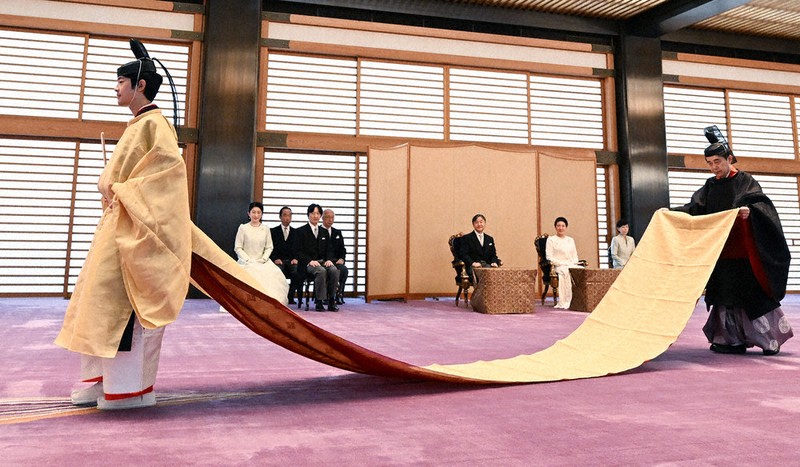 成年 責務の重さ自覚」 悠仁さま 両陛下に決意 | 毎日新聞