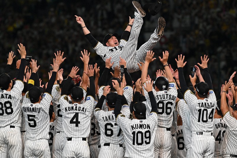 阪神、2年ぶり7回目のセ・リーグ優勝 2リーグ制で最速の決定 | 毎日新聞
