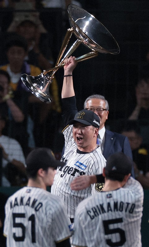 優勝の阪神・藤川監督「何が強かったか分からない、それが強さ