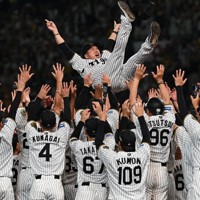 プロ野球 阪神が最速V [写真特集1/30] | 毎日新聞