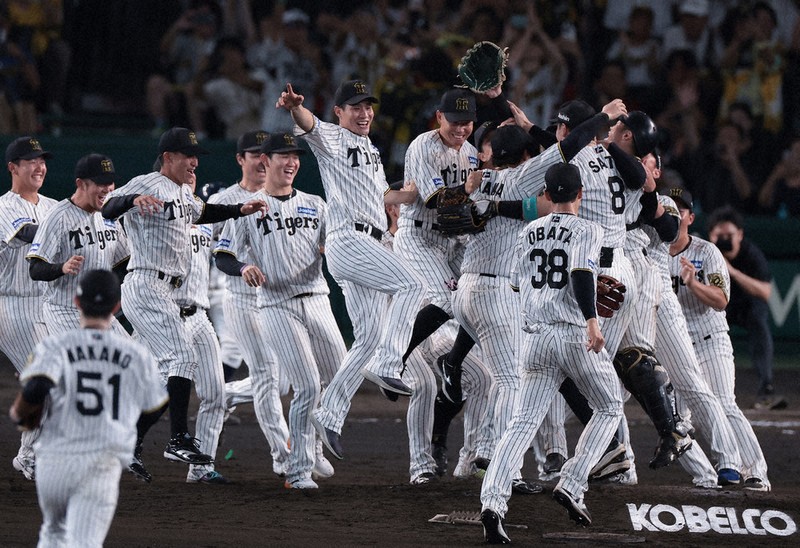 プロ野球　プライドを持つ輝く監督ポスター190 煌監督100枚｜プロ野球プライド｜ゲームクラブ