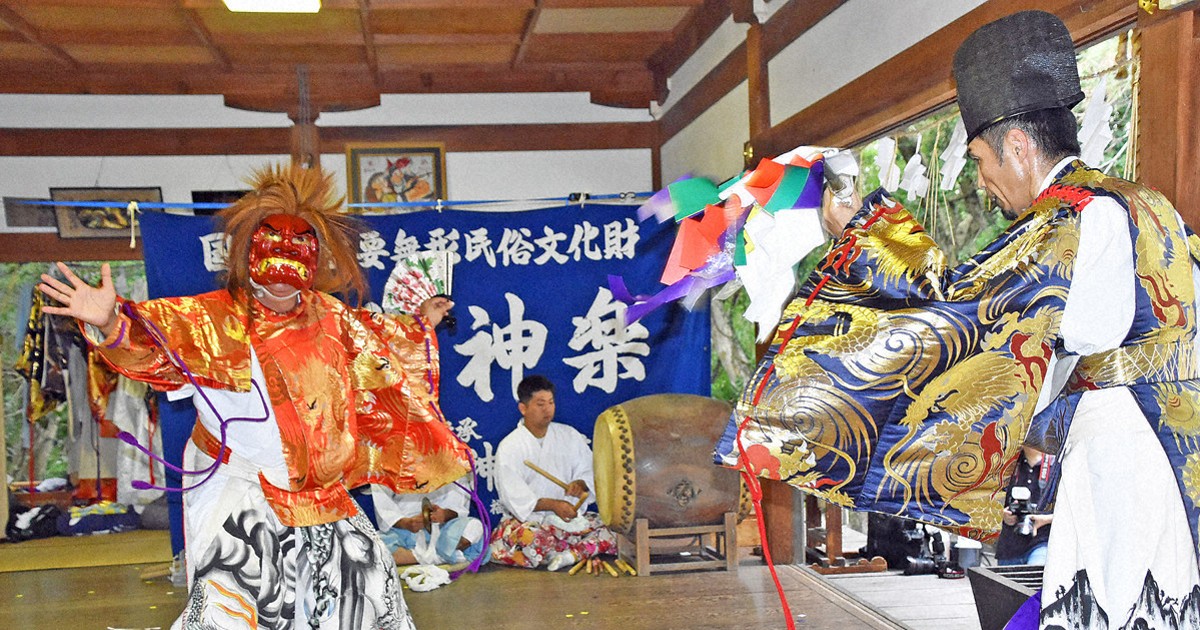 さあ秋祭り　「神楽の里」福岡・京築地区では100カ所以上で奉納