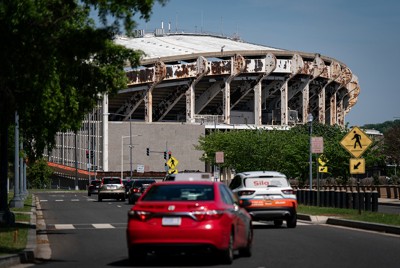 建て替え承認が進む「RFKスタジアム」（2025年4月、ワシントン）　Bloomberg