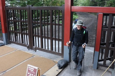 富士山須走路線化身美術館 登山同時欣賞藝術