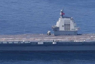 中国軍、空母「福建」が台湾海峡通過と発表 南シナ海へ試験航海 | 毎日新聞