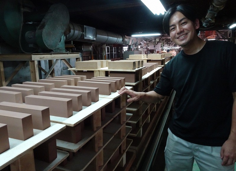 鬼滅」を追い風に 砥石の老舗が作る初心者向けブランドが熱い | 毎日新聞