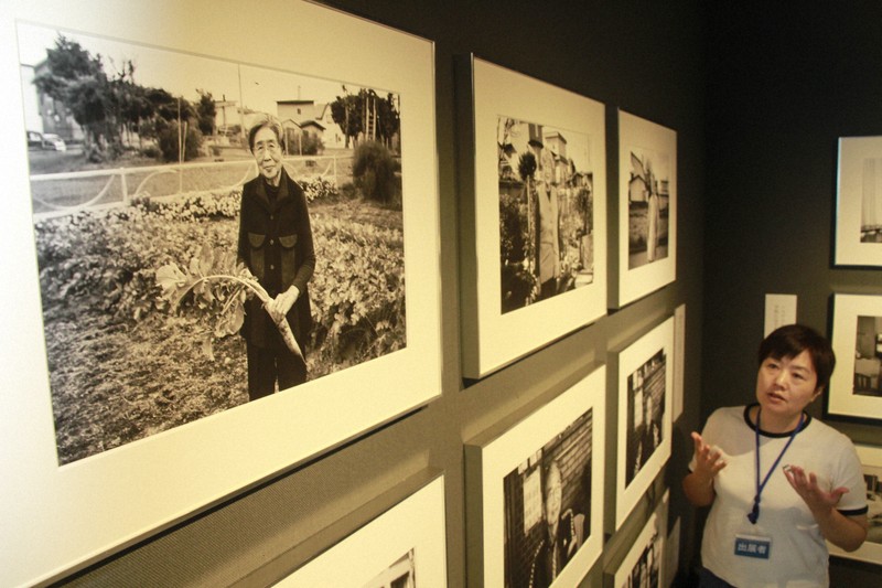 北方領土・元島民100人の「生きた証し」 3世の女性が写真集刊行 | 毎日新聞 北方領土・元島民100人の「生きた証し」 3世の女性が写真集刊行 | 毎日新聞