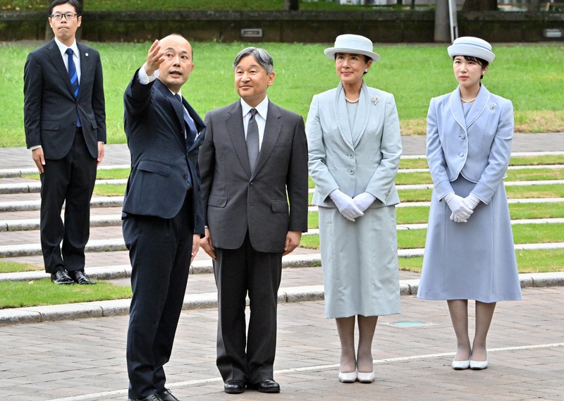 天皇ご一家が長崎入り 戦後80年、原爆犠牲者悼む 愛子さまは初 [写真