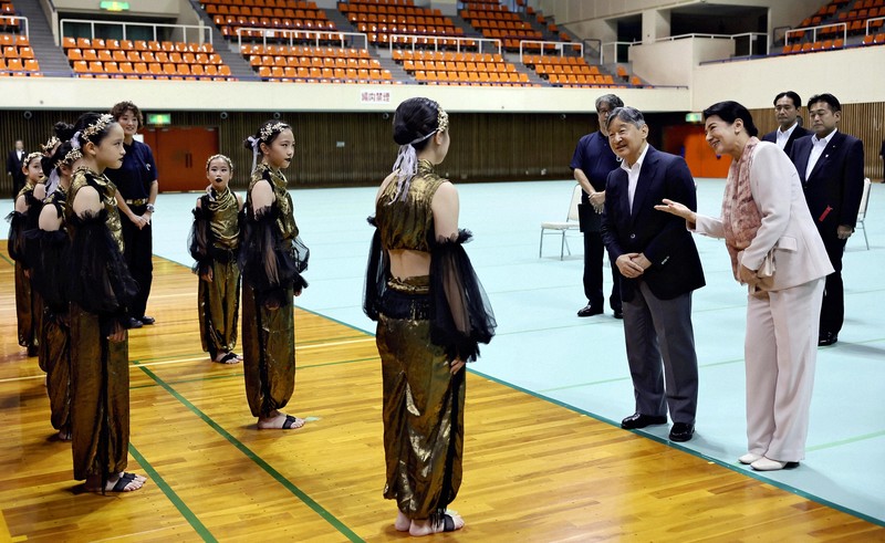両陛下が長崎・佐世保で国文祭開会式に出席 [写真特集13/16] | 毎日新聞
