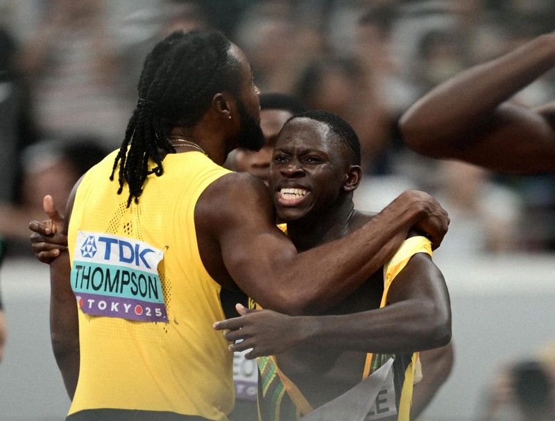 世界陸上男子100メートル ジャマイカ5大会ぶり覇権 セビル9秒77 [写真