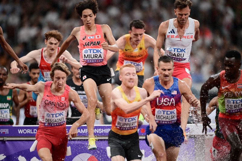 陸上 世界選手権 三浦8位入賞 男子3000障害 | 毎日新聞
