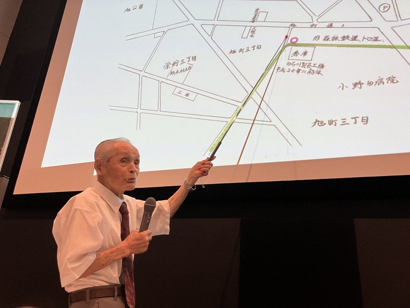 同郷の「軍神」、無言の帰還を出迎えた少年が「語り続ける」戦争