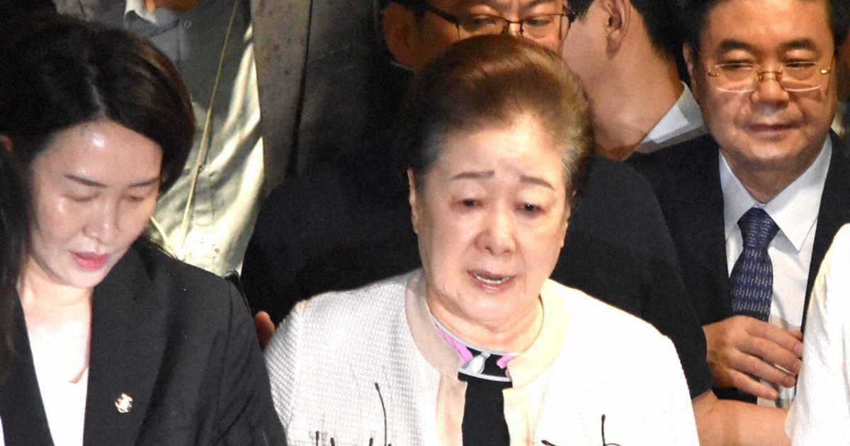 旧統一教会の韓鶴子総裁、黙秘権使わず聴取に応じる　事件関与は否定