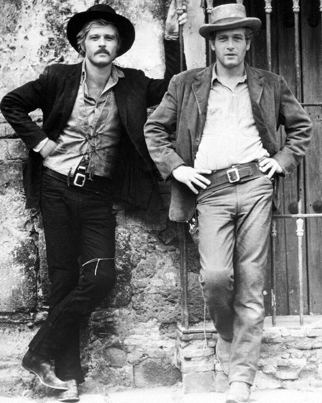 映画「明日に向って撃て！」（1969年）のロバート・レッドフォードさん（左）とポール・ニューマンさん＝ゲッティ共同