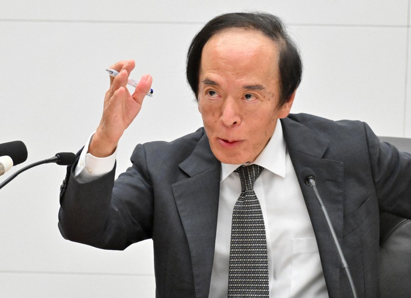 助けてほしいのに」物価高で涙の節約 買い物客が嘆く“政治空白” | 毎日新聞