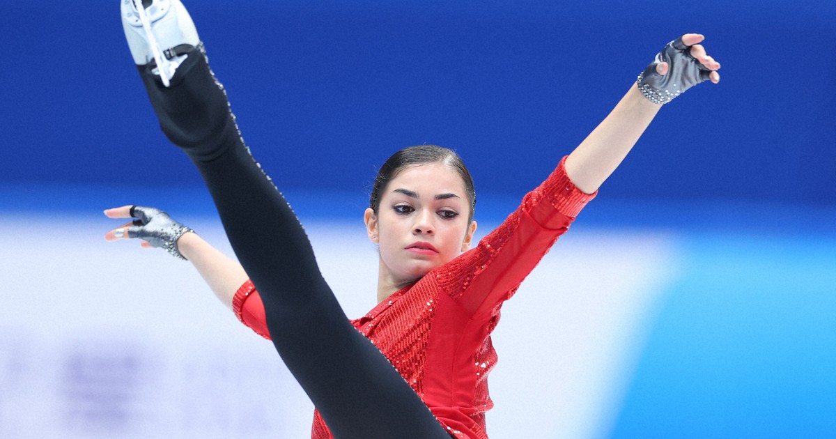 女子SP ロシアからAINで出場のペトロシャンが首位発進 五輪予選 | 毎日新聞