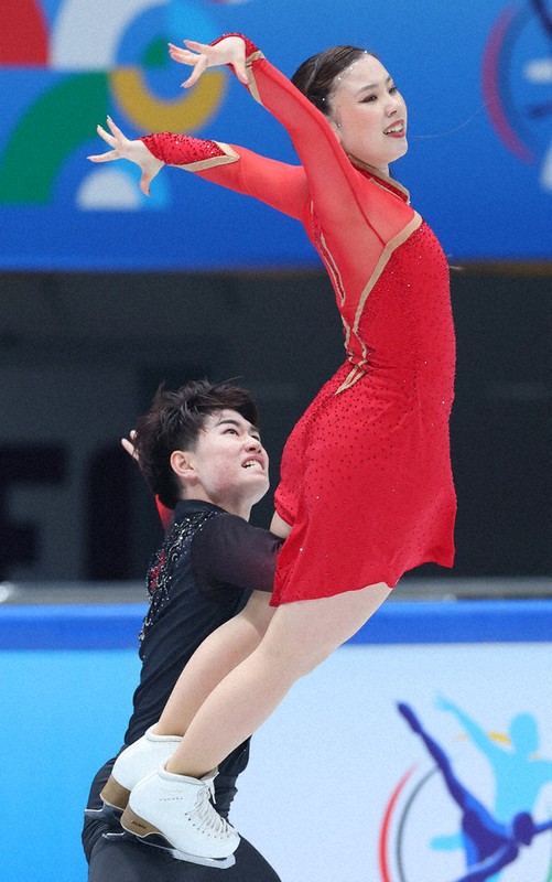 フィギュアスケート：フィギュアスケート 五輪最終予選 アイスダンス