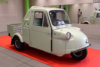 ❤️非売品❤️当時物★新品❤️働く車セット★TCM★シンセイ★日本製 タイムマシン? 「デロリアン」風内装のミゼット、復興支援に出発