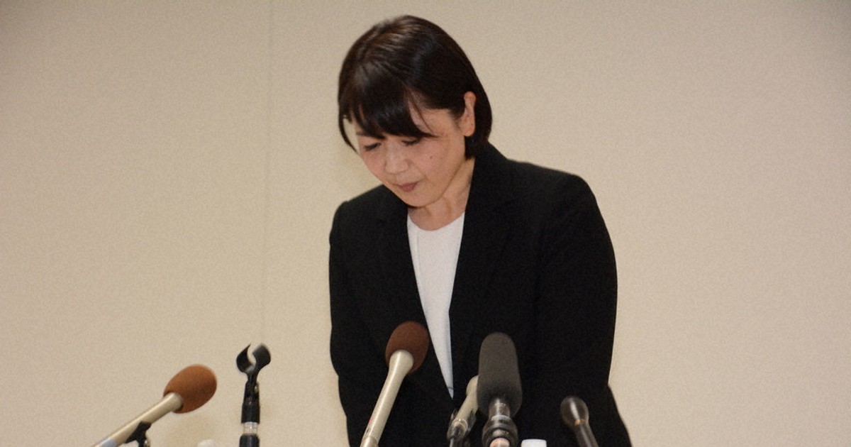 前橋市長「引き続き力を尽くす」　市議会に表明　涙を浮かべる場面も