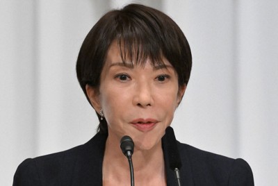 自民党総裁選の共同記者会見に臨む高市早苗前経済安保担当相＝同党本部で2025年9月23日午前10時14分、手塚耕一郎撮影