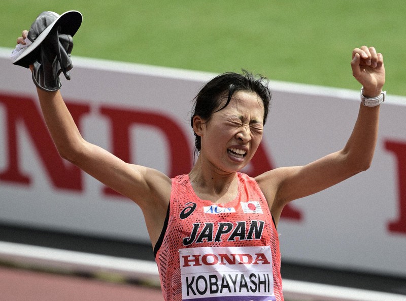 スポーツ推し！：世界陸上・女子マラソン サークル出身、粘りの走り