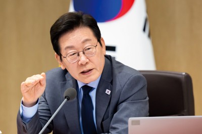 国務会議に臨む韓国の李在明大統領（９月９日）（韓国大統領室提供）