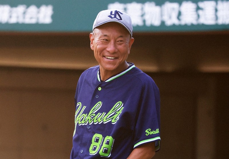 池山隆寛引退記念ユニフォーム　本物 ヤクルトのミスターフルスイング！池山隆寛選手のプロ仕様