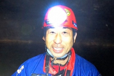 洞窟探検家の吉田勝次さん＝本人提供