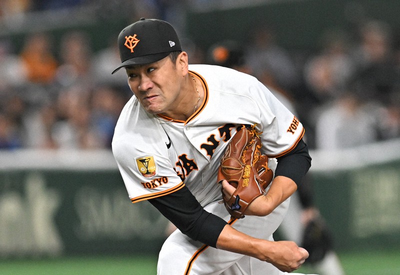 プロ野球 巨人－中日 巨人・田中将大が日米200勝を達成 [写真特集10/18