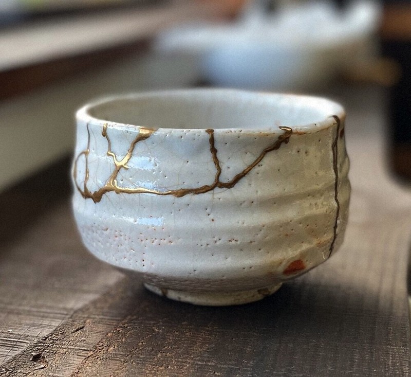 漆の金継ぎ、ロンドンに 教室開くスミスさん 長浜の職人に「弟子入り