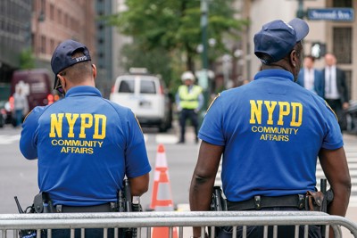 市内の犯罪を取り締まるＮＹＰＤ（ニューヨーク市警）（Bloomberg）