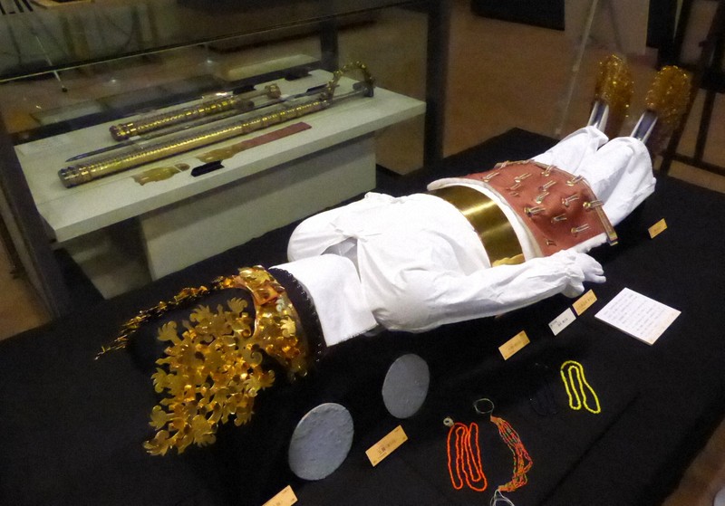 国宝」再び輝く 未盗掘の藤ノ木古墳、修理終えた副葬品が一堂に [写真