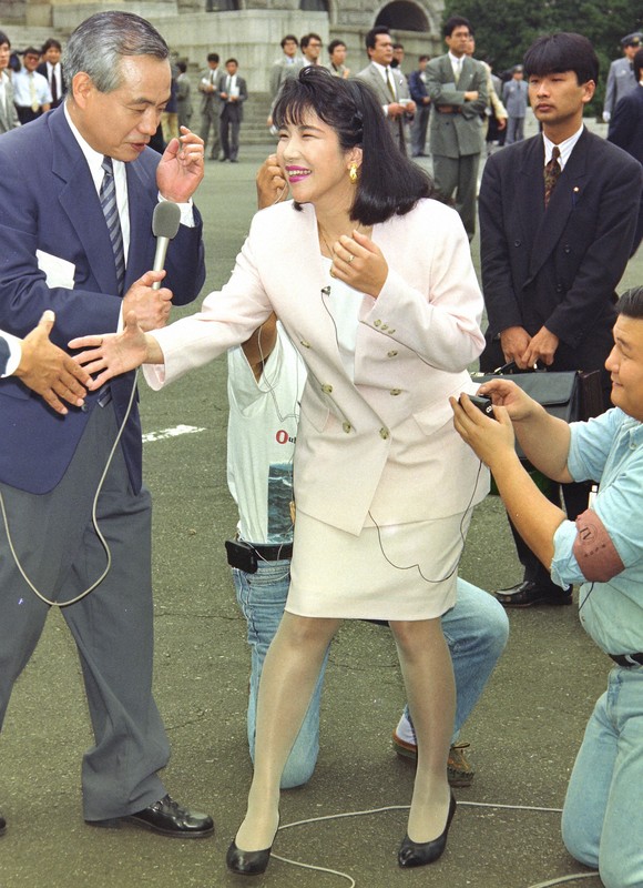 高市早苗氏、初の女性自民党総裁誕生 これまでの歩み【写真】 [写真
