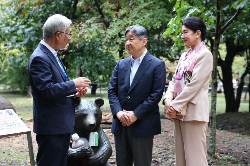 令和天皇皇后両陛下生写真 昭和、平成、令和の天皇皇后両陛下 - メルカリ