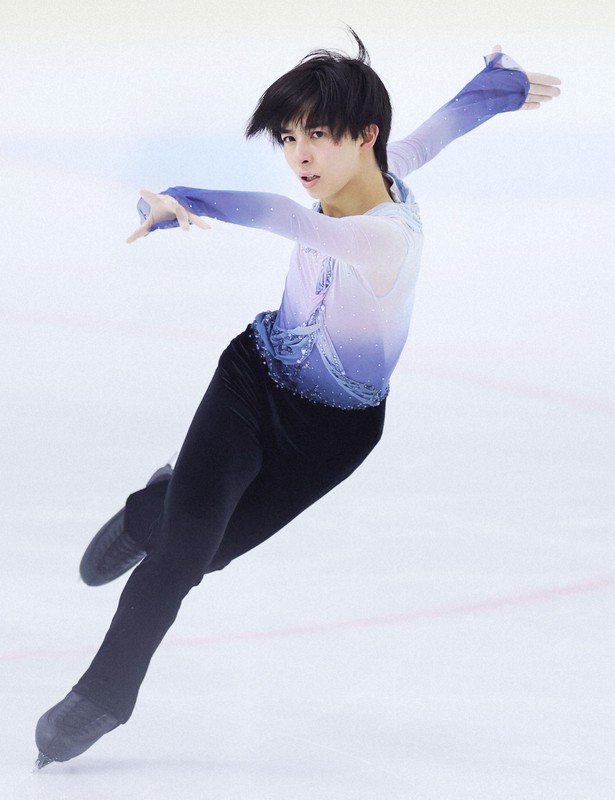 ウェッジウッド　フィギュアスケート asahi.com（朝日新聞社）：ウィアー（アメリカ）の演技＝AP