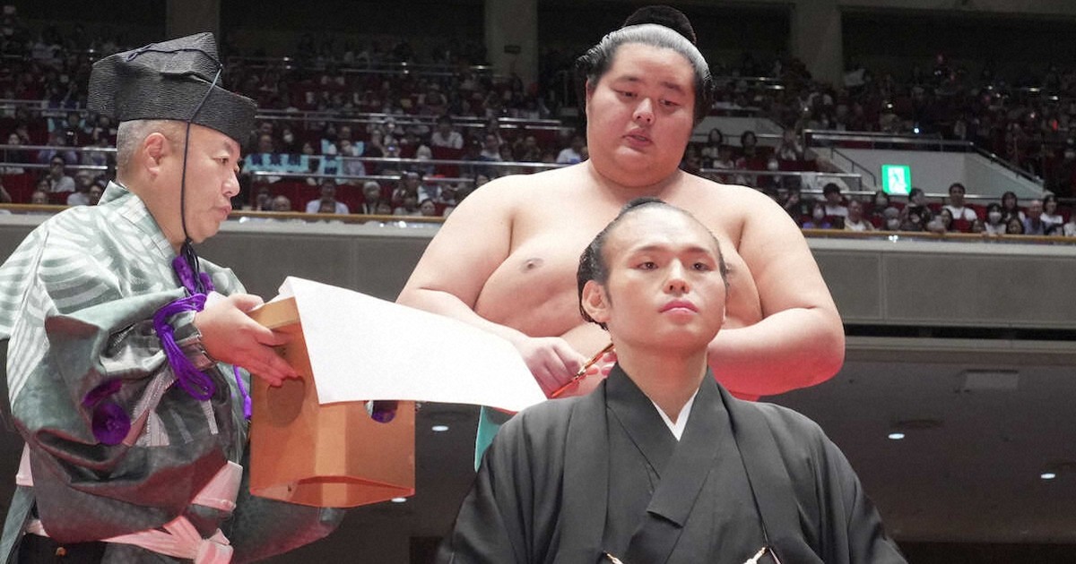 ”貴景勝引退湊川襲名披露大相撲”記念 限定 浴衣反物／布 貴景勝引退湊川襲名披露大相撲”記念 限定 浴衣反物／布 トップ