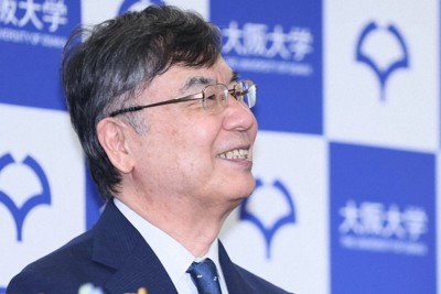 ノーベル生理学・医学賞の受賞が決まり、記者会見で話す坂口志文氏＝大阪府吹田市で2025年10月6日午後8時37分、長澤凜太郎撮影