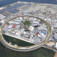 大阪・関西万博会場＝大阪市此花区で2025年7月24日、本社ヘリから加古信志撮影