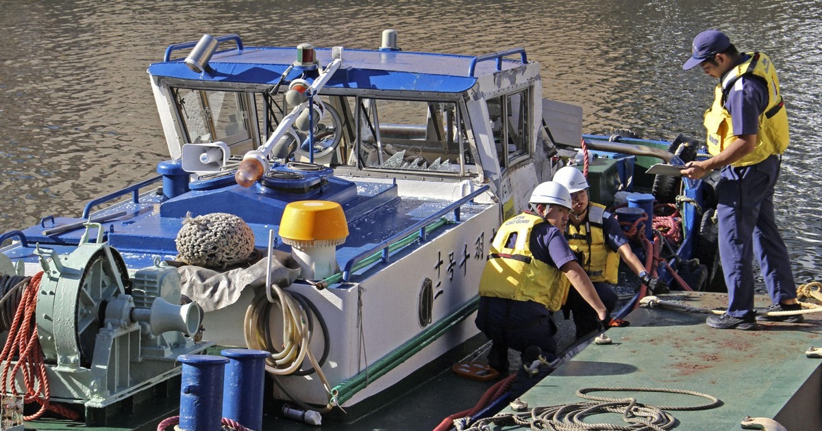 1 dead, 4 injured in ship collision on Tokyo canal