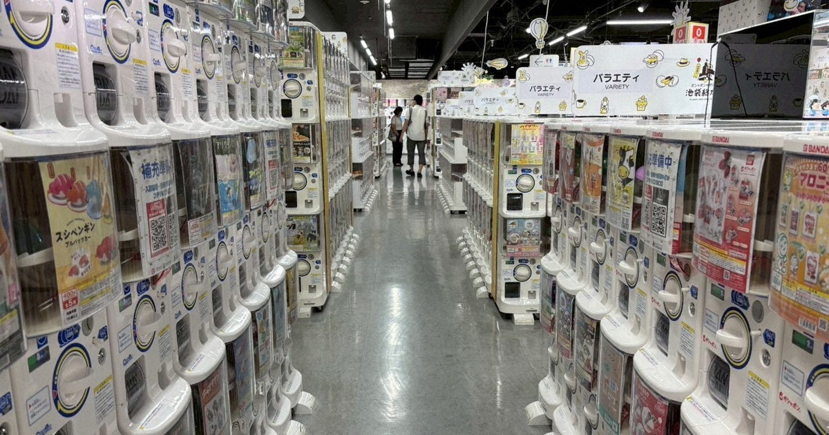 Capsule toys evolve, captivate both kids, adults in Japan, with market size exceeding $780M