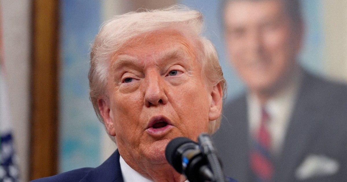 トランプ氏、中国に「100％」追加関税　対抗措置で　貿易戦争再燃か