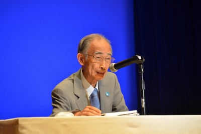 ノーベル平和賞授賞発表から1年を迎えた思いを語る日本被団協の浜住治郎事務局長＝東京都千代田区有楽町で2025年10月11日午後1時25分、椋田佳代撮影